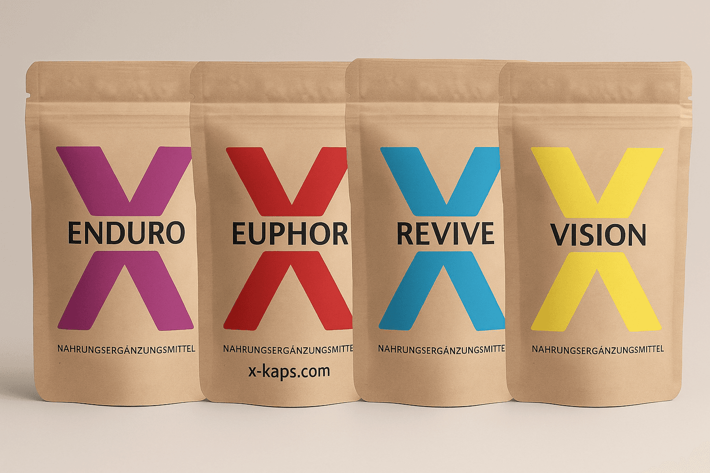 X-Kaps Starter Pack kaufen – Selbstentdeckung mit vier Nahrungsergänzungskapseln: EnduroX, EuphorX, ReviveX und VisionX in farbigen Beuteln.
